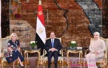 بايدن يسقط في أمريكا وزوجته في مصر".. سر لقاء زوجة الرئيس الأمريكي السيسي وزوجته
