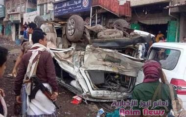 بعد فقدان سائقها السيطرة عليها شاحنة تتسبب بعدد من الوفيات والجرحى بسوق نجد قسيم غرب مدينة تعز