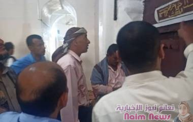 مدير عام المخا يتفقد أعمال الترميم في جامع الشاذلي ويزور المعالم التاريخية بالمديرية* 