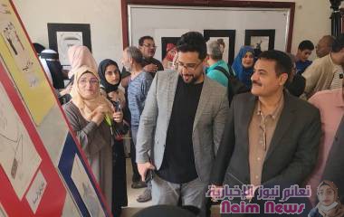 عدن /زين السقاف واحمد الداودي يفتتحان معرض رسم للموهوبين والمبدعين 