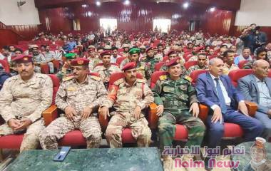 التوجيه المعنوي بمحور تعز ومجلس المقاومة الشعبية يقيمان حفلًا وطنيًا بمشاركة إعلاميين وفنانين من مأرب  