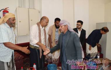 العاصمة عدن تشهد مجلس عزاء حاشداً لفقيد الوطن سعادة السفير عمر حسين ثابت بن سبعة